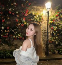 Leah small girl - Acompañantes transexual in Bangkok Photo 28 of 29