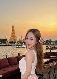 Leah small girl - Transsexual escort in Bangkok Photo 27 of 30