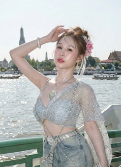 Leah small girl - Transsexual escort in Bangkok Photo 30 of 30