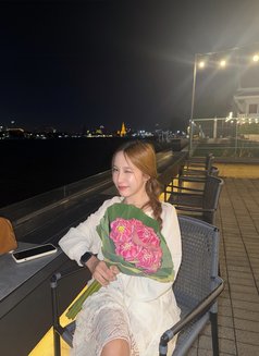 Leah small girl - Acompañantes transexual in Bangkok Photo 24 of 28