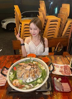 Leah small girl - Acompañantes transexual in Bangkok Photo 25 of 28