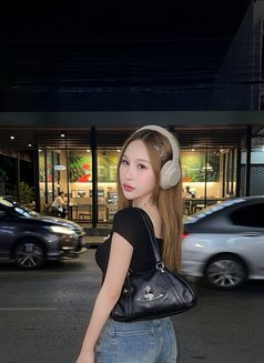 Leah small girl - Acompañantes transexual in Bangkok Photo 28 of 28