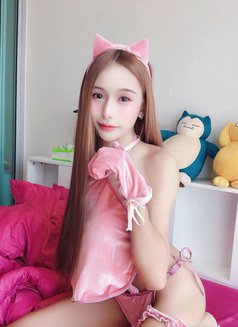 Leah small girl - Transsexual escort in Bangkok Photo 30 of 30