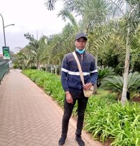 Leakey - Male escort in Nairobi