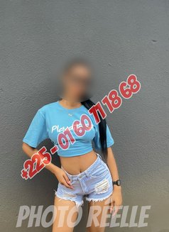 Léandra - puta in Abidjan Photo 6 of 6