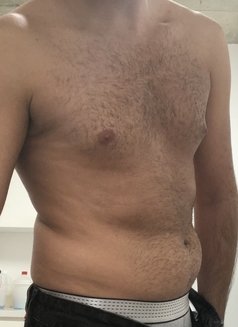 Lebanese top in taksim for a few days - Male escort in İstanbul Photo 1 of 1