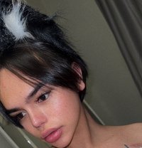 Lee - Transsexual escort in Riyadh