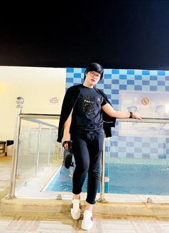 Lee - Male escort in Riyadh Photo 6 of 6