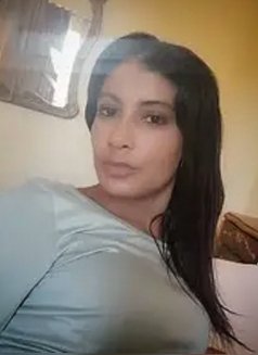 Lee - escort in Cape Town Photo 3 of 4