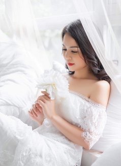 Lee Very Exclusive Lady - escort in Dubai Photo 7 of 7