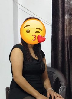 Lee Z a Independent Girl - escort in New Delhi Photo 6 of 7