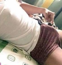 Leehuge - Male escort in Dubai