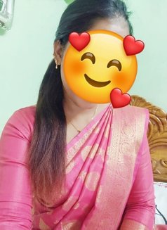 CHENNAI VIP/ELITE MODELS & CELEBRITIES - adult performer in Chennai Photo 3 of 10