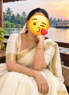 CHENNAI VIP/ELITE MODELS & CELEBRITIES - adult performer in Chennai Photo 4 of 10