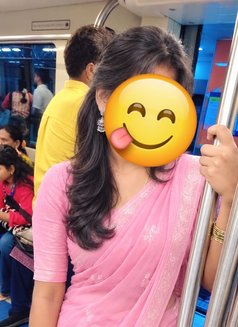 CHENNAI VIP/ELITE MODELS & CELEBRITIES - adult performer in Chennai Photo 7 of 10