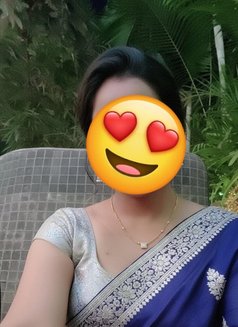 CHENNAI VIP/ELITE MODELS & CELEBRITIES - adult performer in Chennai Photo 8 of 10