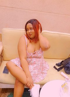 Leen - escort in Nairobi Photo 4 of 5