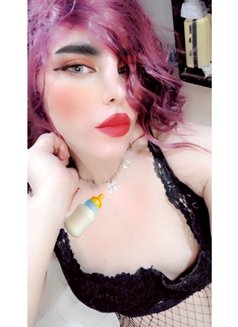 Leen Sexy - Transsexual escort in Kuwait Photo 12 of 12