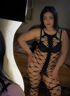 Leen - puta in Damascus Photo 14 of 17