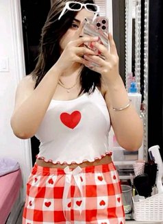 Leen - escort agency in Erbil Photo 2 of 5