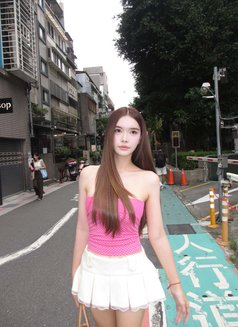 Leena - escort in Osaka Photo 25 of 25