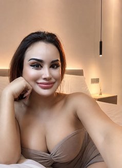 Leena - Acompañantes transexual in Muscat Photo 1 of 1