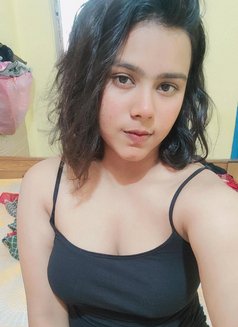 Leena - escort in Chennai Photo 1 of 5