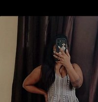 Leena - escort in New Delhi