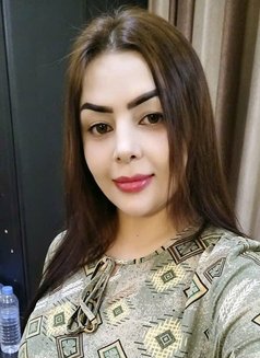 Leena - escort in Doha Photo 3 of 5
