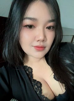 Leena - escort in Riyadh Photo 1 of 5