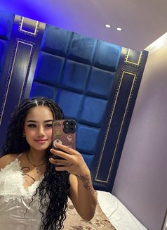 Leena - escort in Riyadh Photo 6 of 7