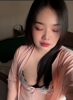 Leena - escort in Riyadh Photo 8 of 10