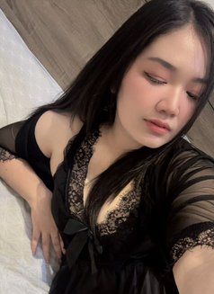 Leena - escort in Riyadh Photo 3 of 11