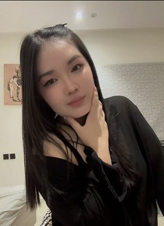 Leena - escort in Riyadh Photo 5 of 11