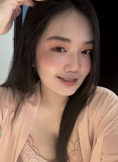 Leena - escort in Riyadh Photo 8 of 11