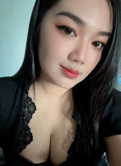 Leena - escort in Riyadh Photo 10 of 11