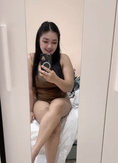 Leena - escort in Riyadh Photo 2 of 7
