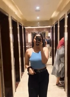Leena Vyas - escort in New Delhi Photo 5 of 5