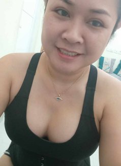 Leeya - escort in Muscat Photo 8 of 12