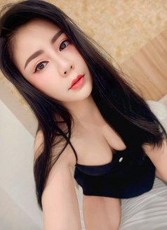 Leeya - masseuse in Taipei Photo 4 of 6