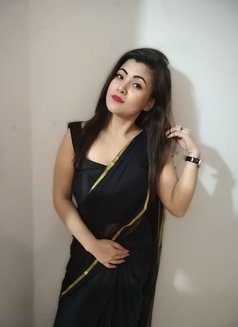 Leeza Independent Girl available now - puta in New Delhi Photo 6 of 9