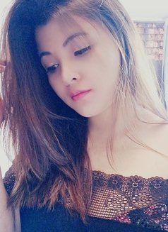 Leeza Independent Girl available now - puta in New Delhi Photo 2 of 12