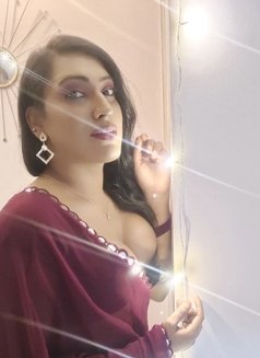 Disha - Transsexual escort in Bangalore Photo 15 of 25