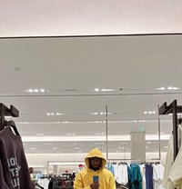 Leff - Male escort in Abu Dhabi