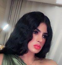 LEGIT BIG HARD FAT COCK! - Transsexual escort in Kuala Lumpur
