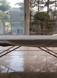 Legit World Class Healing Aroma Massage - masseuse in Seoul Photo 9 of 11