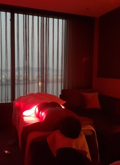 Legit World Class Healing Aroma Massage - masseuse in Seoul Photo 8 of 11