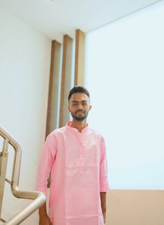 Lehh - Male escort in Mumbai Photo 2 of 2