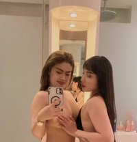 Lexie & Ann twins escort - puta in Singapore