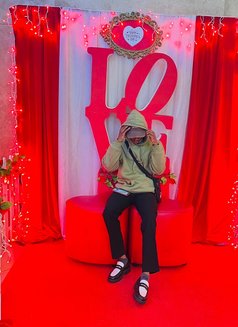 Lei - Male companion in Johannesburg Photo 1 of 3